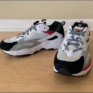 FILA Women’s Shoes (Size 8)